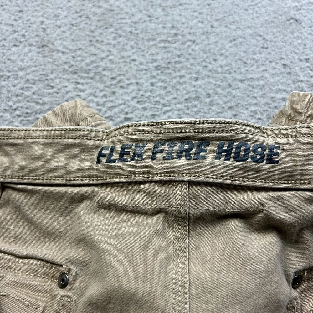 Duluth Trading Co Shorts Men Beige Flex Fire Hose Relaxed Fit Canvas Cargo 44